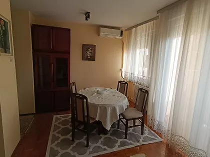 Marine Veličković 4 | 4zida.rs