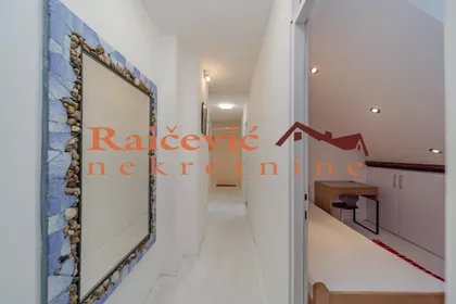 Colak Antina | 4zida.rs