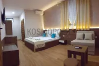 Poslovna zgrada | 4zida