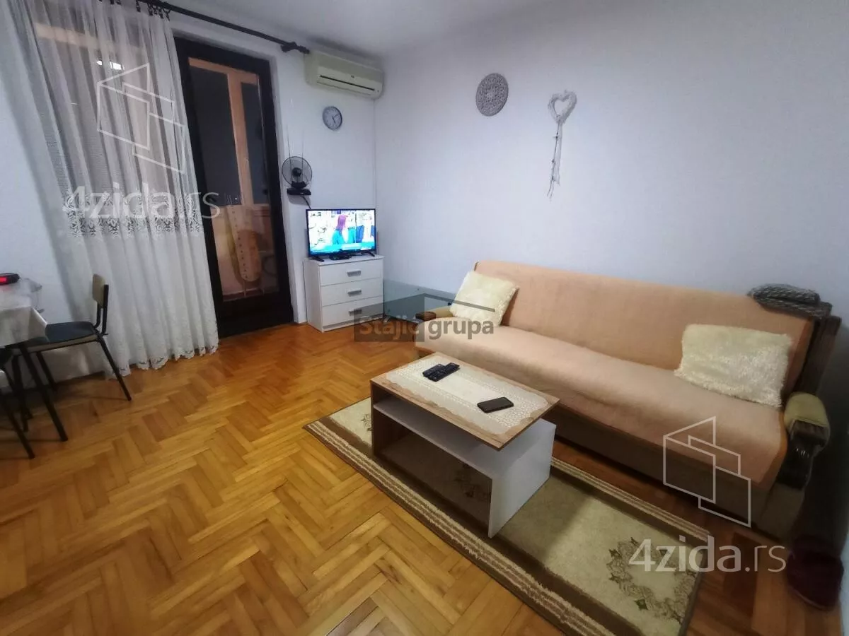 Garsonjera | 4zida