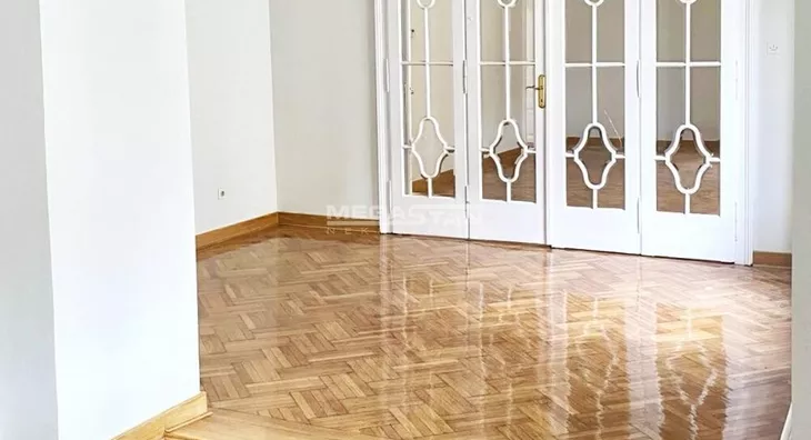 Petoiposoban stan | 4zida