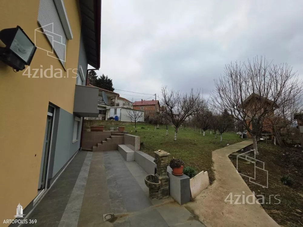 3-etažna kuća | 4zida