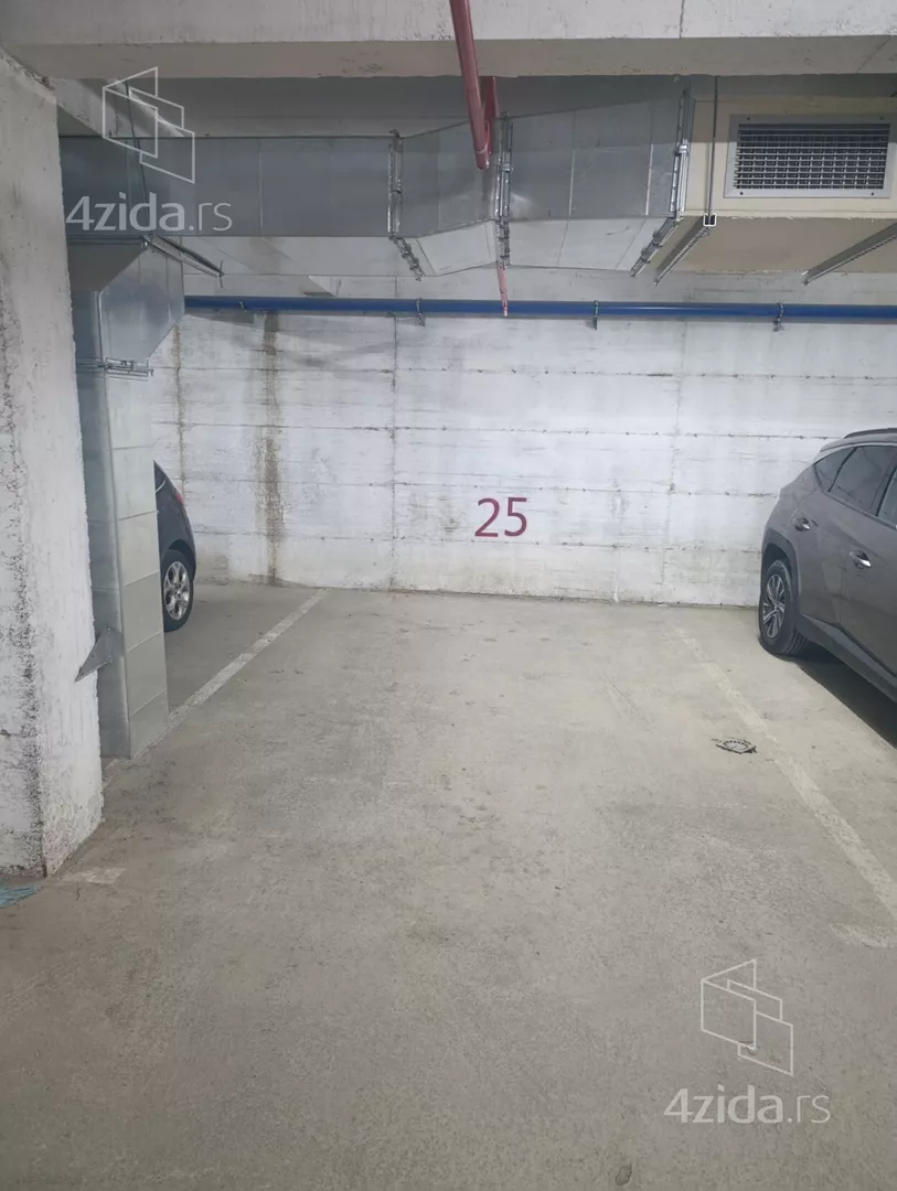 Garaža | 4zida