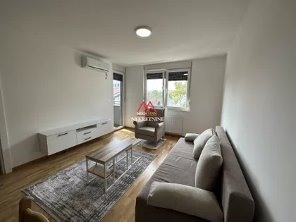 Heroja Pinkija | 4zida.rs