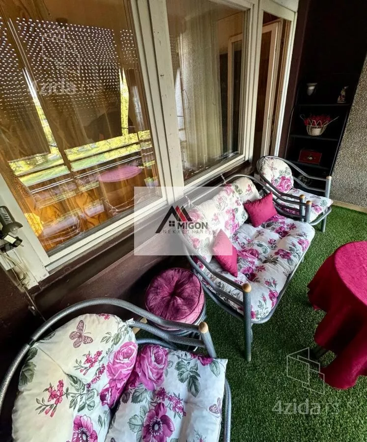 Troiposoban stan | 4zida