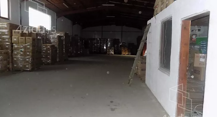 Poslovna zgrada | 4zida