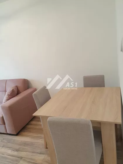 Janka Čmelika | 4zida.rs