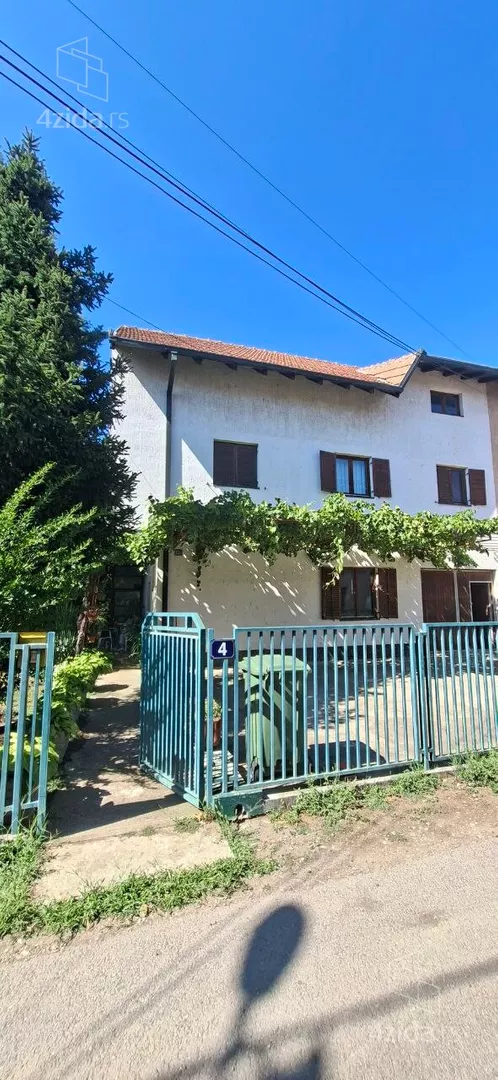 3-etažna kuća | 4zida