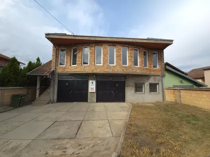 Koste Mirosavljevića 7 | 4zida.rs