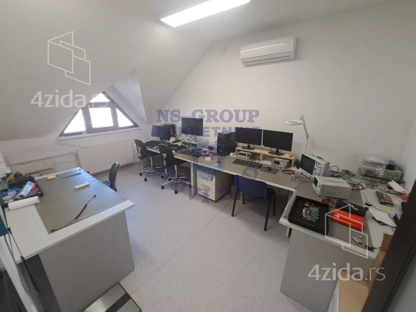 Poslovni prostor | 4zida