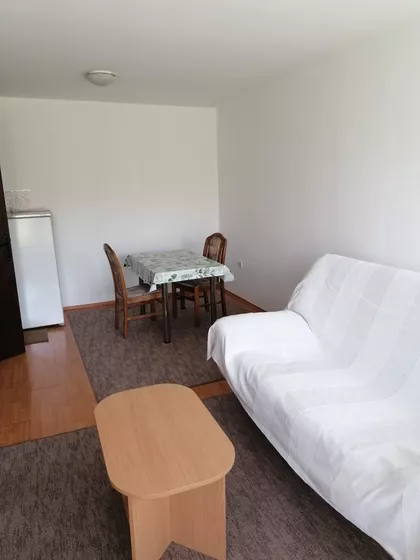 Nikole Kopernika 44 | 4zida.rs