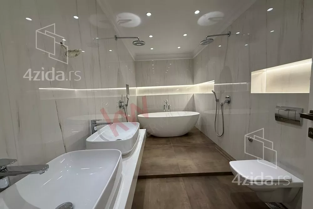 Petosoban stan | 4zida