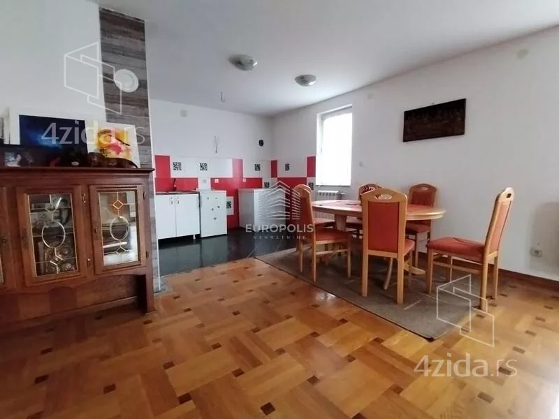 3-etažna kuća | 4zida