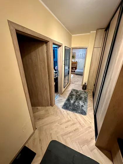 Ustanička bb | 4zida.rs