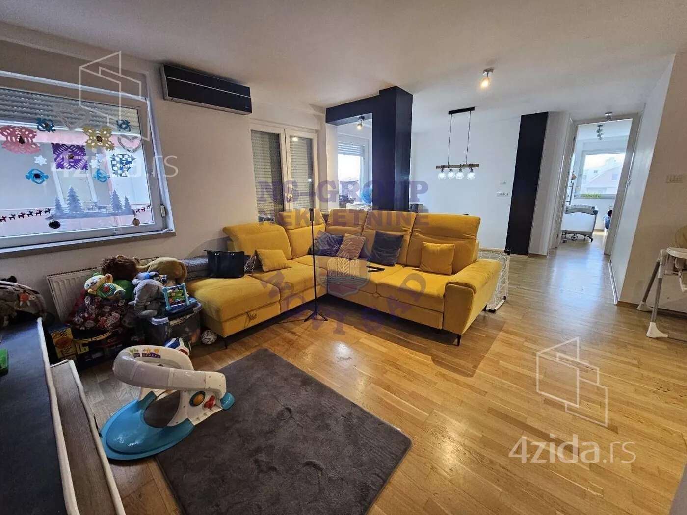 Dvoiposoban stan | 4zida