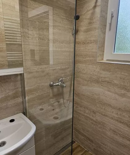 Hercega Stjepana bb | 4zida.rs
