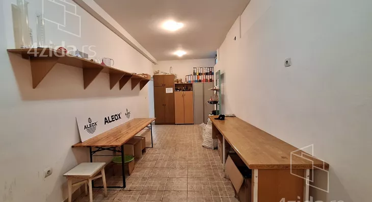 Poslovni prostor | 4zida