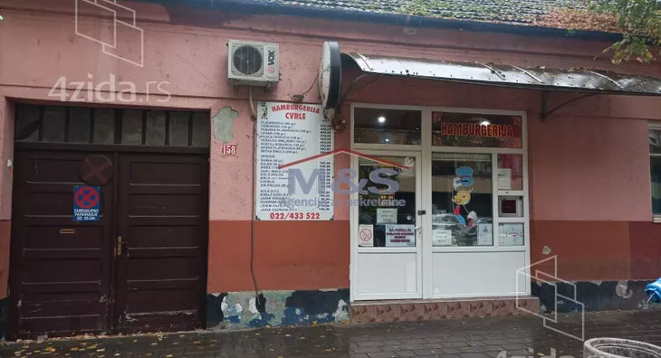 Poslovna zgrada | 4zida