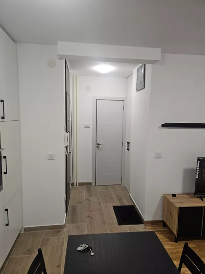 Snežane Hrepevnik | 4zida.rs
