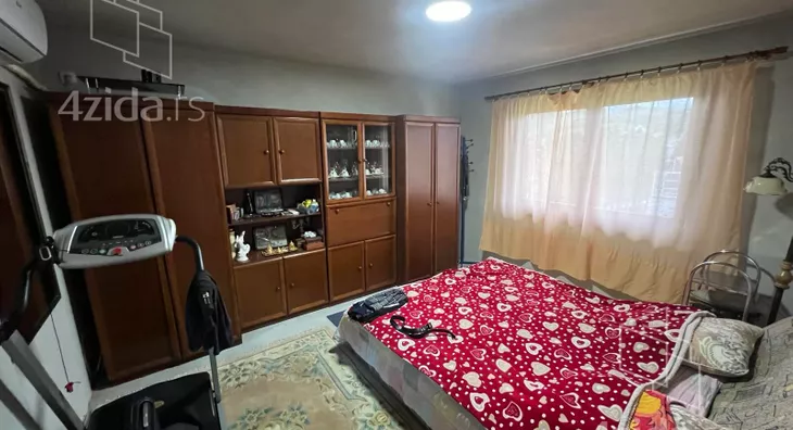 4-etažna kuća | 4zida