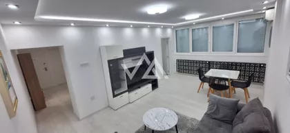 Ustanička | 4zida.rs