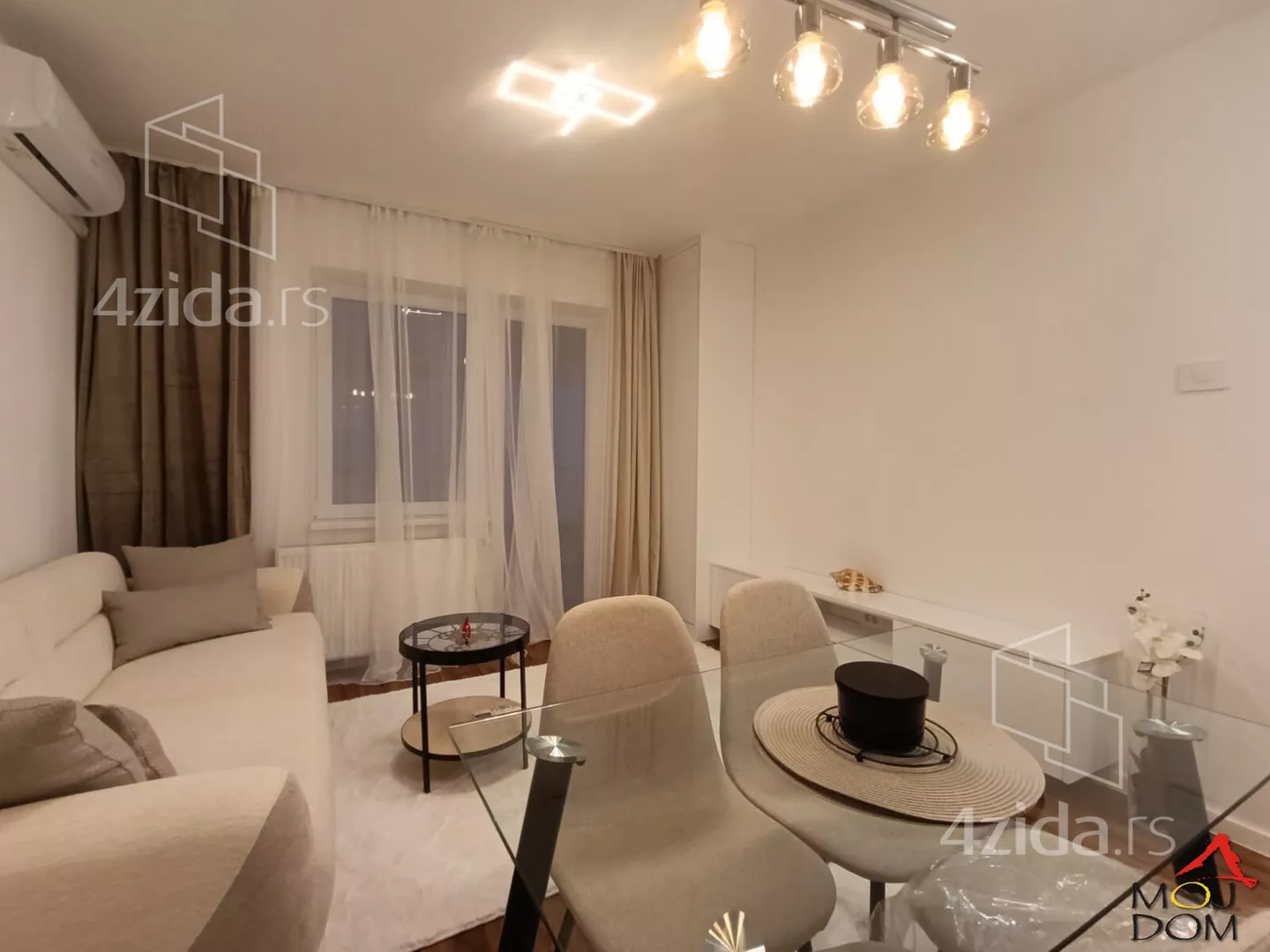 Jednoiposoban stan | 4zida