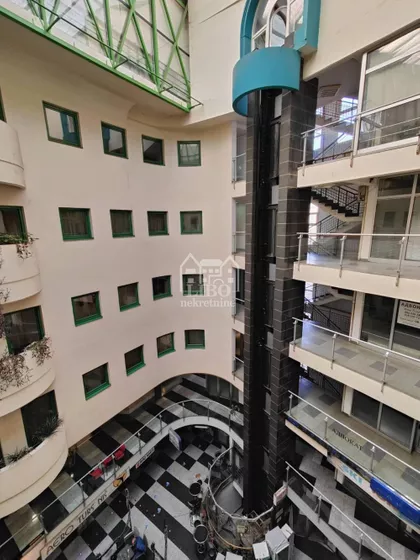 Obrenovićeva | 4zida.rs