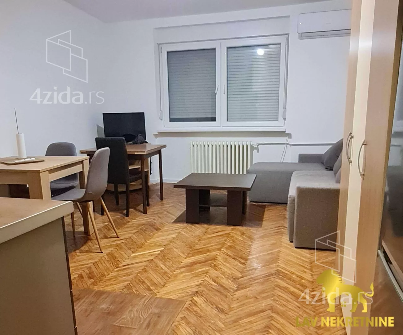 Jednoiposoban stan | 4zida