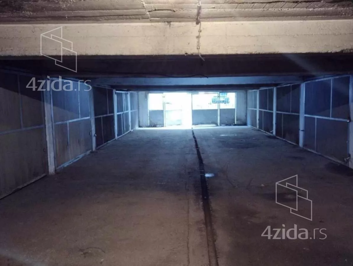 Garaža/Parking | 4zida