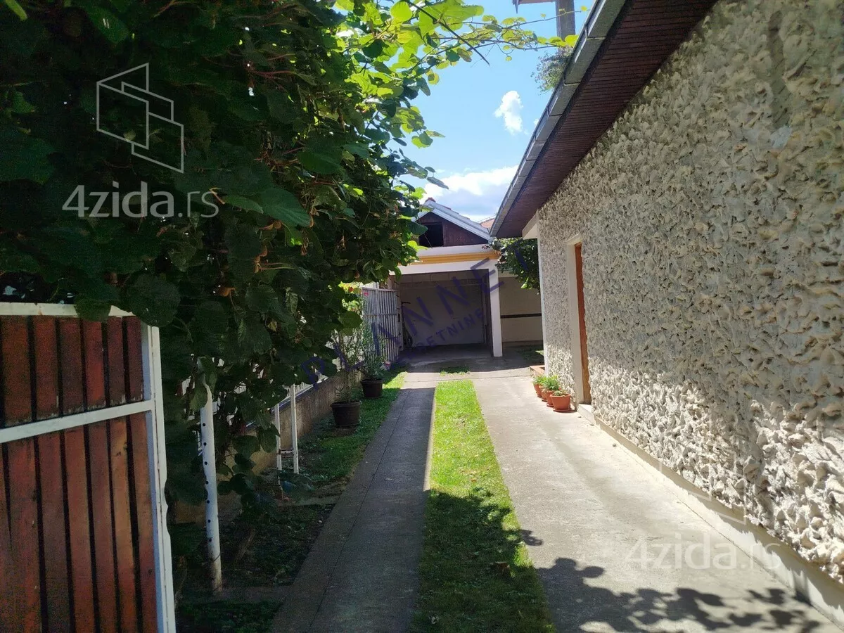 3-etažna kuća | 4zida