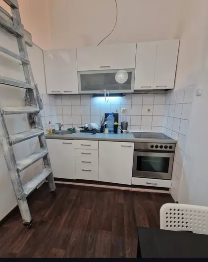 Braće Jovanovića 20 | 4zida.rs