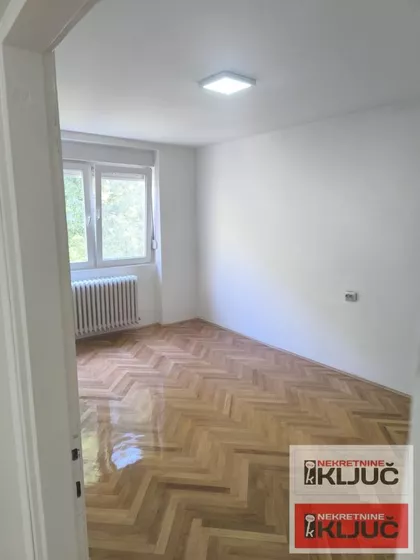 Železnička stanica | 4zida.rs