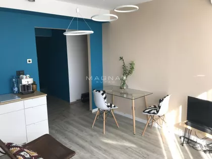 Ustanička | 4zida.rs