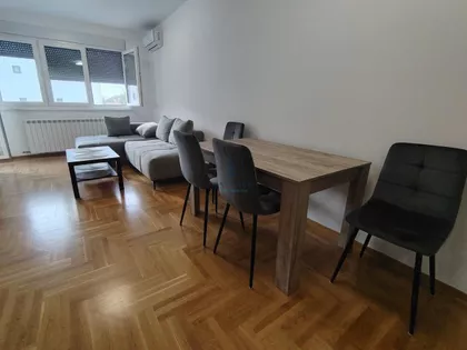 Cara Dušana | 4zida.rs