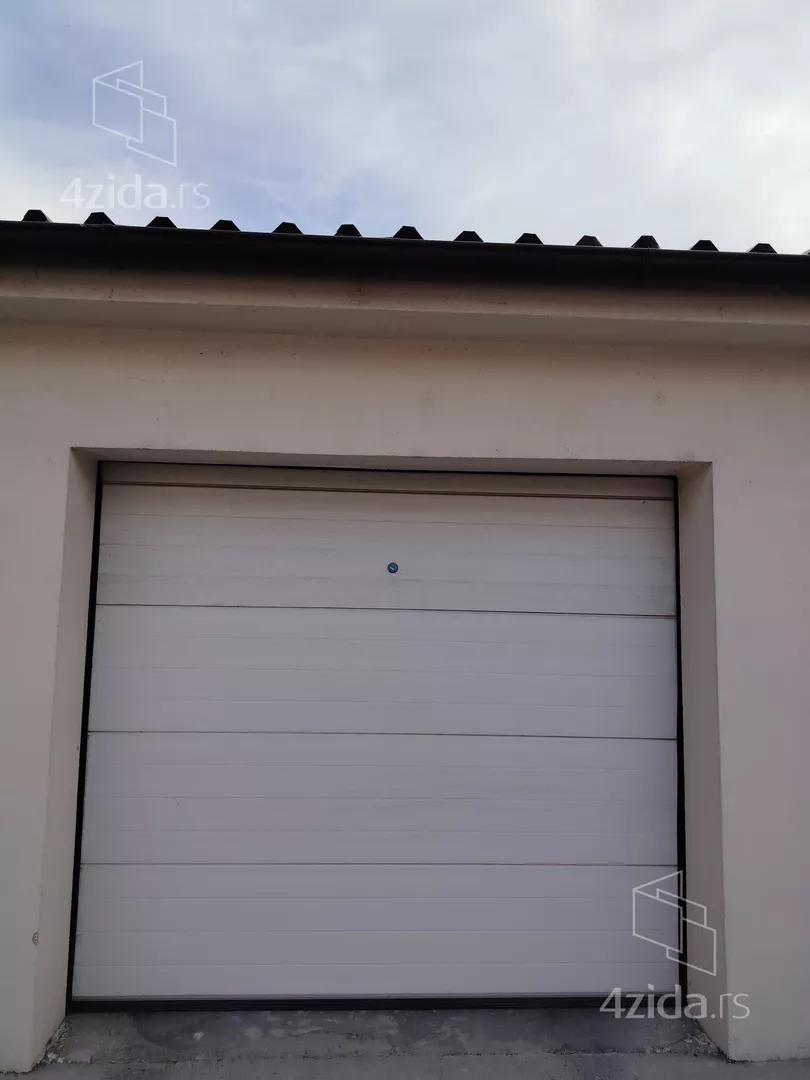 Garaža | 4zida