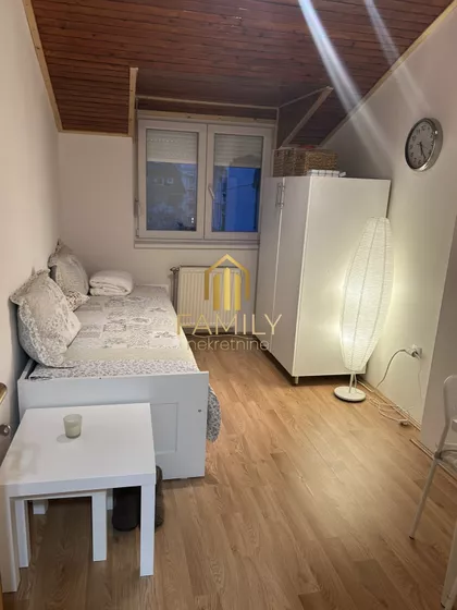 Banatić | 4zida.rs