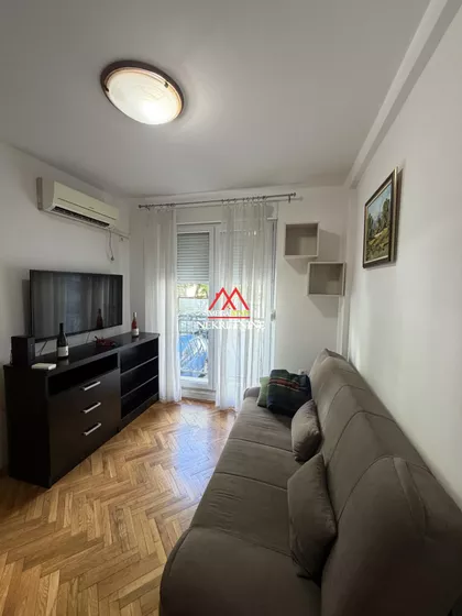 Janka Veselinovića | 4zida.rs