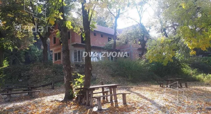 Ugostiteljski objekat | 4zida