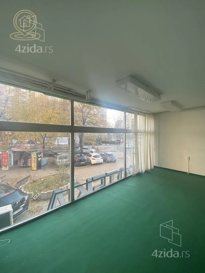 Poslovni prostor | 4zida