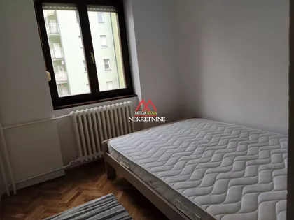 Petra Drapšina | 4zida.rs