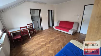 Grbavica | 4zida.rs