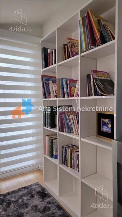 Petosoban stan | 4zida