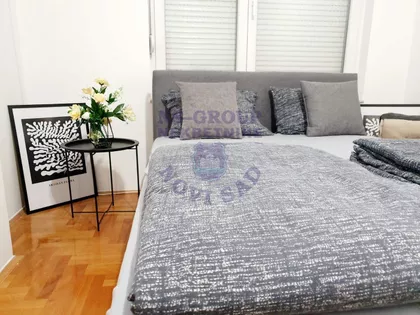 Školska | 4zida.rs