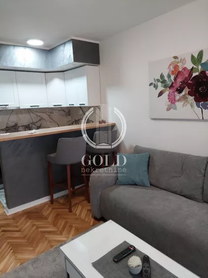 Hadži Ruvimova | 4zida.rs