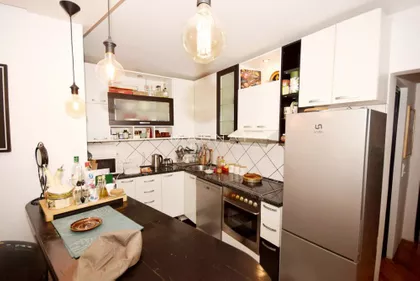 Ljubostinjska | 4zida.rs