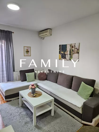 Arse Teodorovića | 4zida.rs