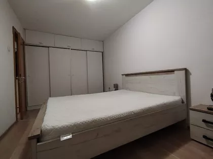 Dvadesetdrugog Oktobra | 4zida.rs