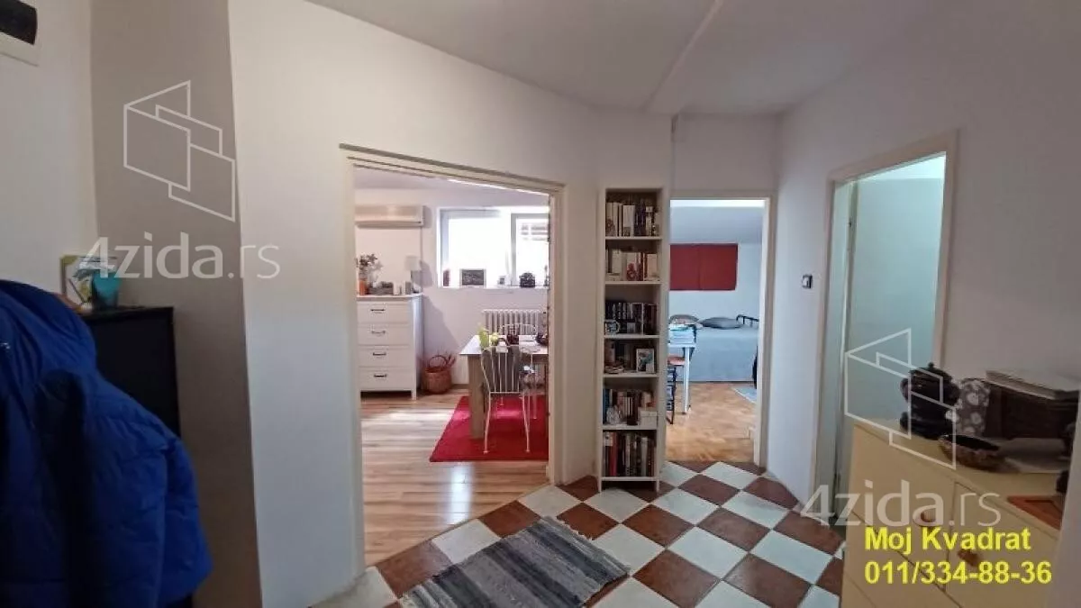 Dvoiposoban stan | 4zida