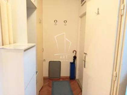 Studentski trg | 4zida.rs