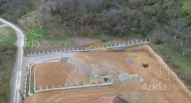 Građevinsko zemljište | 4zida